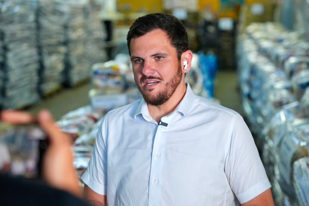 Prefeito-Renato-Junior-anuncia-em-rede-nacional-nova-remessa-de-ajuda-a-Venezuela-e-convoca-estados-e-municipios-a-se-unirem-em-acao-humanitaria-3