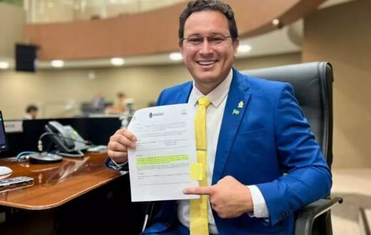 Projeto prevê alertas sobre frequência escolar e mantém atendimento presencial em Manaus