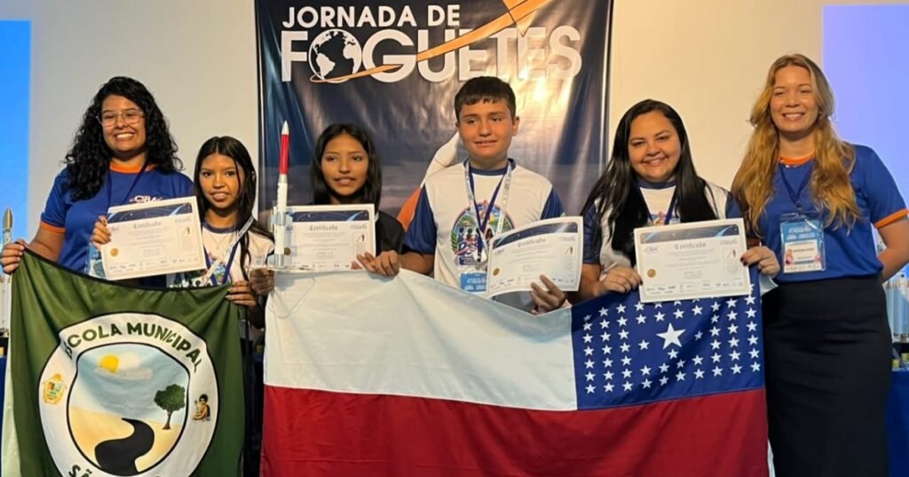 Oficinas da Obafog ampliam experiência científica de estudantes do São João, em Manaus