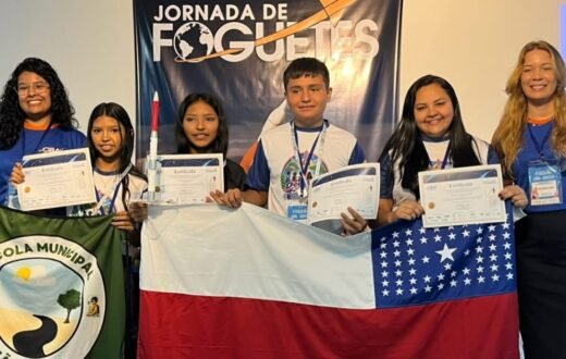 Oficinas da Obafog ampliam experiência científica de estudantes do São João, em Manaus