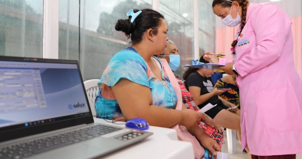 Ação no Phelippe Daou orienta mulheres sobre rastreamento mesmo sem sintomas