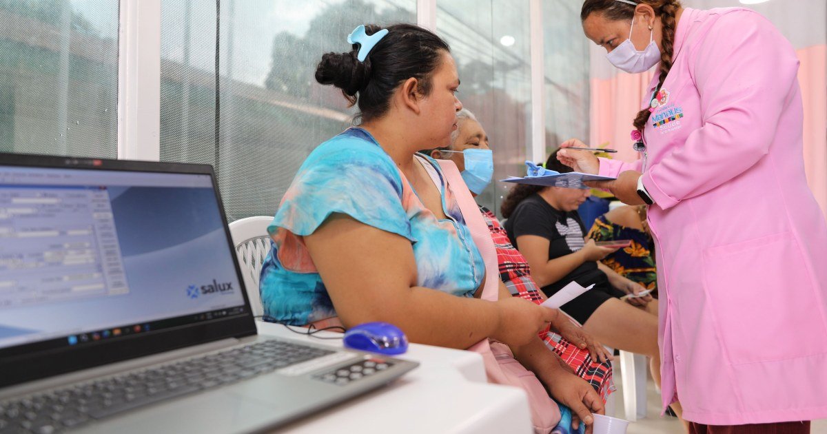 Ação no Phelippe Daou orienta mulheres sobre rastreamento mesmo sem sintomas