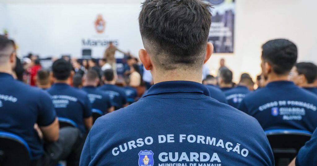 Investigação social segue durante curso de formação da Guarda de Manaus