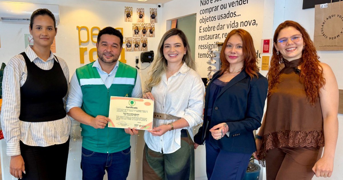 Certificação municipal alcança franquia de moda sustentável que mantém animais adotados