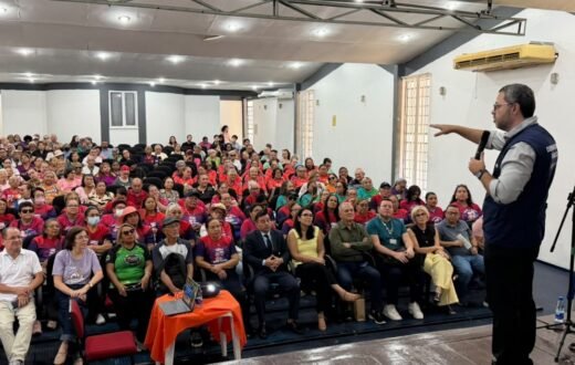 Estatuto da Pessoa Idosa orienta palestra sobre autonomia e proteção em Manaus