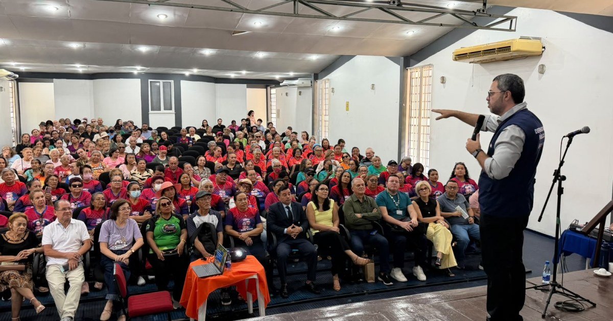 Estatuto da Pessoa Idosa orienta palestra sobre autonomia e proteção em Manaus
