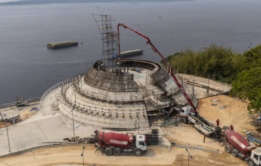 Parque Encontro das Águas tem obras em área de 17 mil m² e estrutura da Oca em concretagem