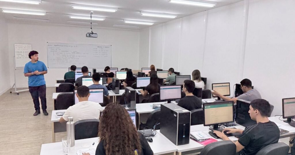 Dois formatos e quatro etapas orientaram matrícula para curso da Guarda de Manaus