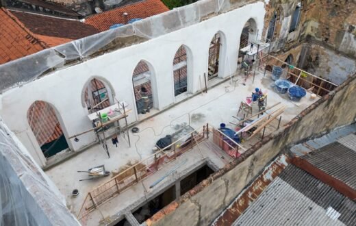 Casarão de São Vicente passa por obras para receber atividades de inovação e eventos